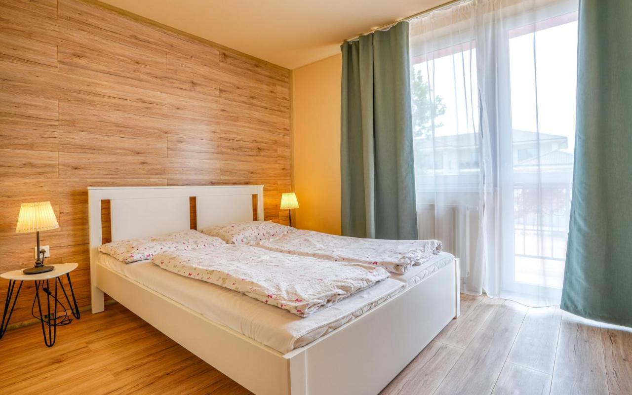 Apartmany Karmon Park Veľký Meder Exterior foto